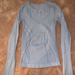 ALO Yoga LARK Long-sleeve Shirt